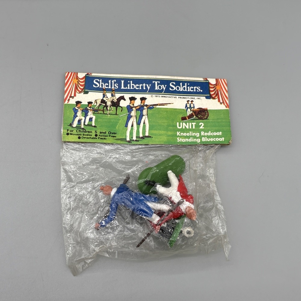 Unit 2 Shell's Liberty Toy Soldiers 1972 NEW‎ Kneeling Redcoat Standing Bluecoat